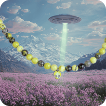 Charger l'image dans la galerie, Collier ras de cou ALIEN vert pomme