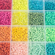 Charger l'image dans la galerie, Boîte de 3600 perles 24 couleurs 3 mm luginae