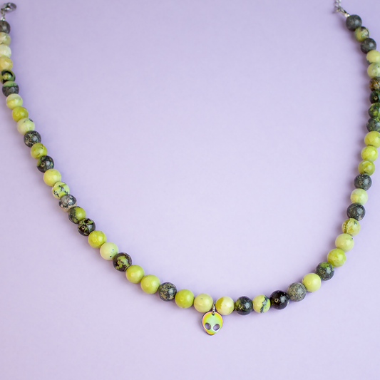 Collier ras de cou ALIEN vert pomme