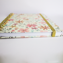 Charger l'image dans la galerie, Carnet de note spirale A5 Enjoy Every Day Beige luginae
